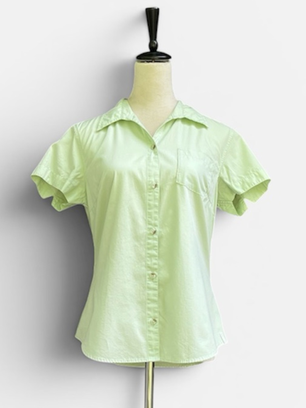 Columbia Women's Short Sleeve Camp Shirt in Light Mint Green Sz M